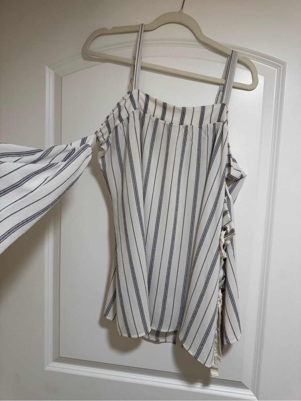 Gimmicks Striped Off-Shoulder Women’s Top - White & Navy